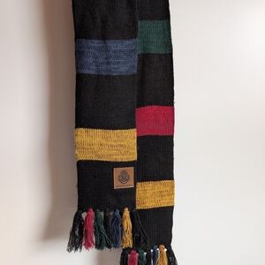 Harry Potter Scarf with Hogwarts Crest
